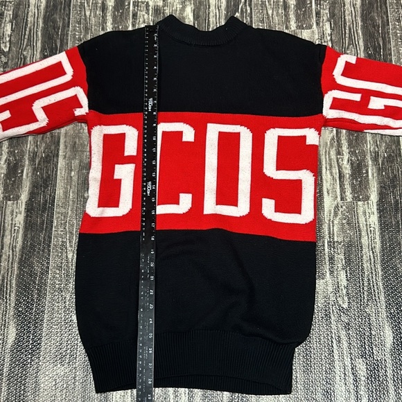 GCDS Sweater size large - Picture 9 of 10